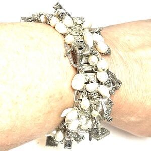 Elegant Silver Freshwater Pearl Stretch Bracelet